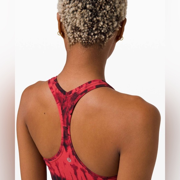 Lululemon Red and Black Tie-Dye Cool Racerback II Nulu Game Day Tank Top Size 6 - Picture 7 of 13